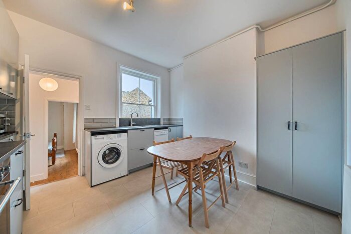 1 Bedroom Flat To Rent In Woolwich Road, Greenwich, London, SE10