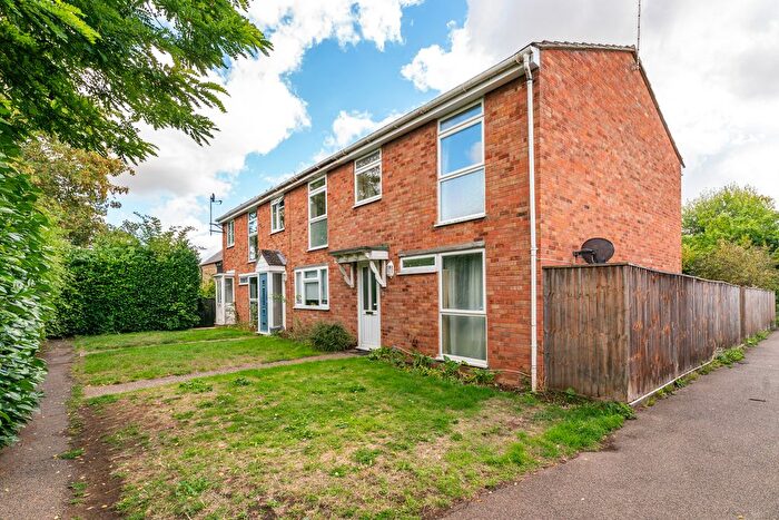 3 Bedroom End Of Terrace House For Sale In Wilkin Walk, Cambridge, CB24