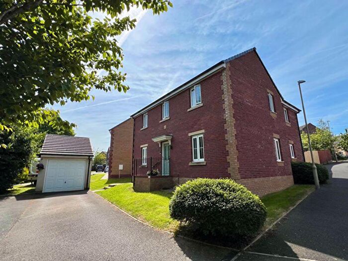 4 Bedroom Detached House For Sale In Rhodfa Cnocell Y Coed Broadlands, Bridgend, CF31