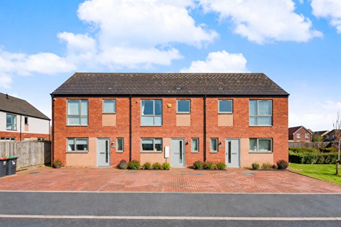 2 Bedroom Terraced House For Sale In Harker Close, Hucknall, Nottingham, NG15