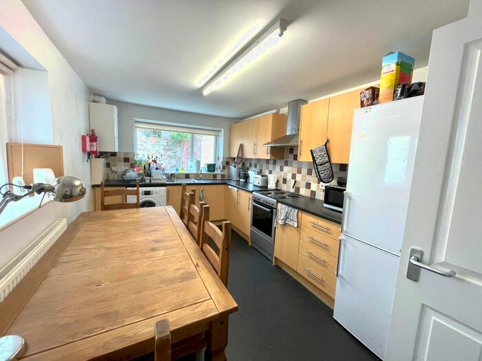 5 Bedroom Terraced House To Rent In Brunswick Street, Swansea, SA1