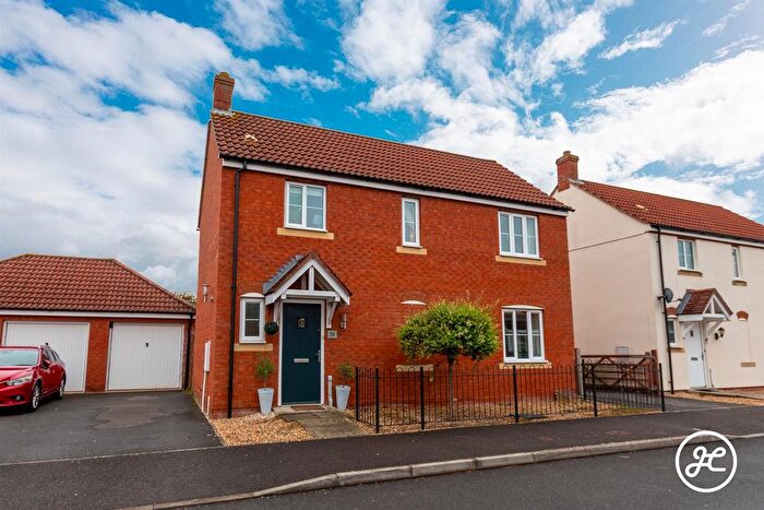 3 Bedroom Detached House For Sale In Moravia Close, Bridgwater, TA6