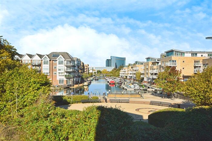 2 Bedroom Flat For Sale In Dorey House, Brentford Lock, TW8