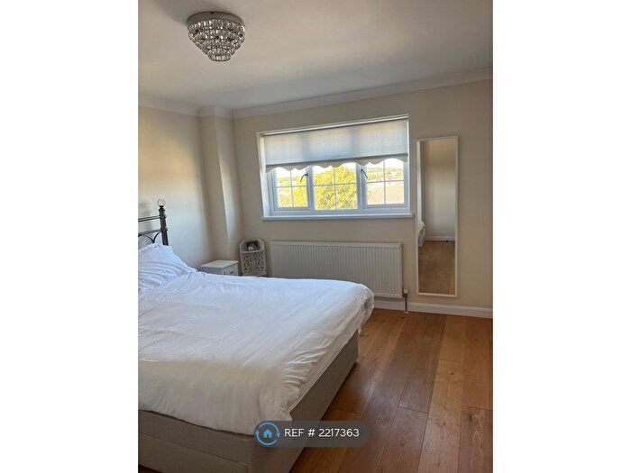 3 Bedroom Terraced House To Rent In Wyemead Crescent, London, E4