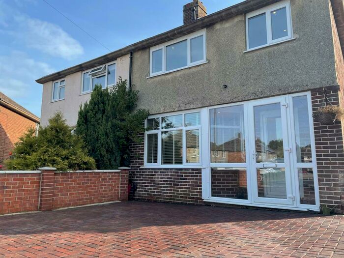 3 Bedroom Semi-Detached House To Rent In Botley, Oxford, OX2