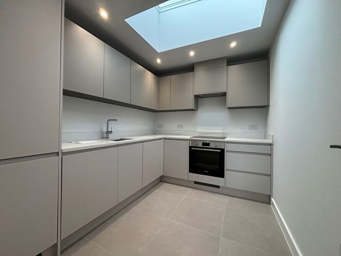 2 Bedroom Property To Rent In Angel Lane, Tonbridge, TN9