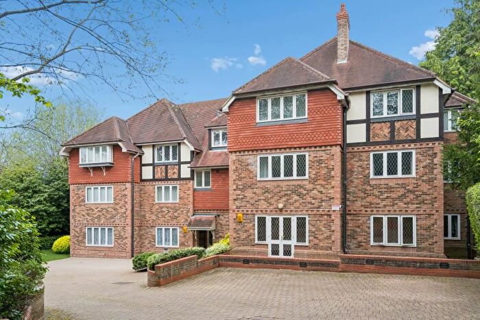 2 Bedroom Flat To Rent In Eastbury Avenue, Northwood, HA6