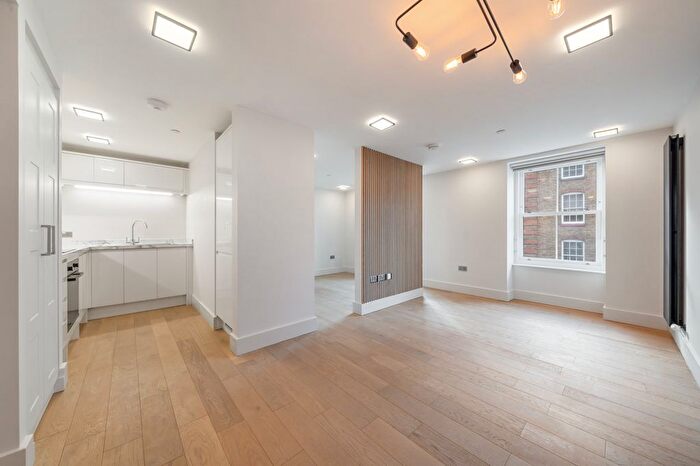 Studio To Rent In Flat, Leather Lane, Clerkenwell, London, EC1N