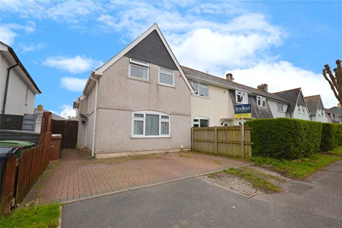 3 Bedroom Semi-Detached House For Sale In North Down Gardens, Plymouth, PL2
