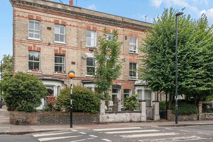 5 Bedroom Terraced House For Sale In St. John's Way, London, N19