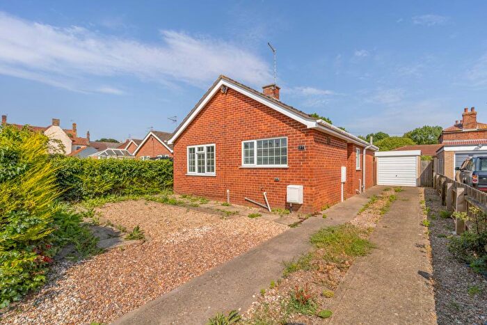 2 Bedroom Detached Bungalow For Sale In Ash Court, Donington, Spalding, PE11