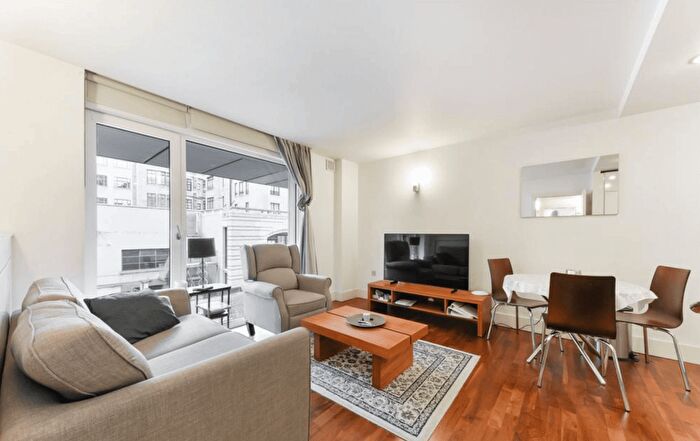 2 Bedroom Flat To Rent In Weymouth Street, Marylebone, London, W1W