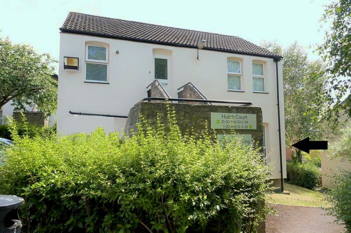 1 Bedroom Flat To Rent In Huish Court, Radstock, BA3