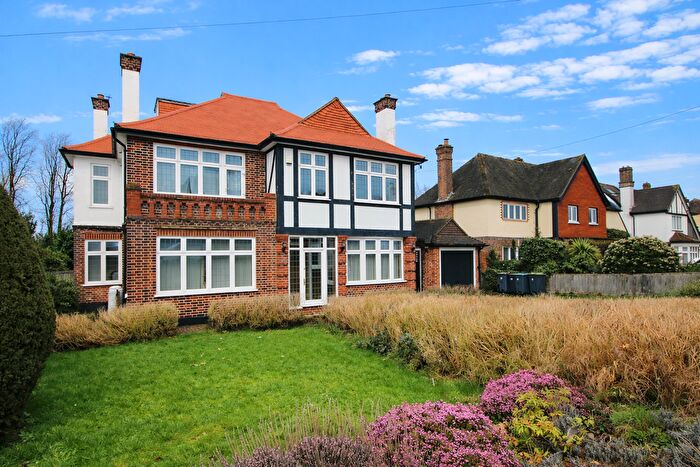 5 Bedroom Property To Rent In Fitzjames Avenue, Croydon, CR0