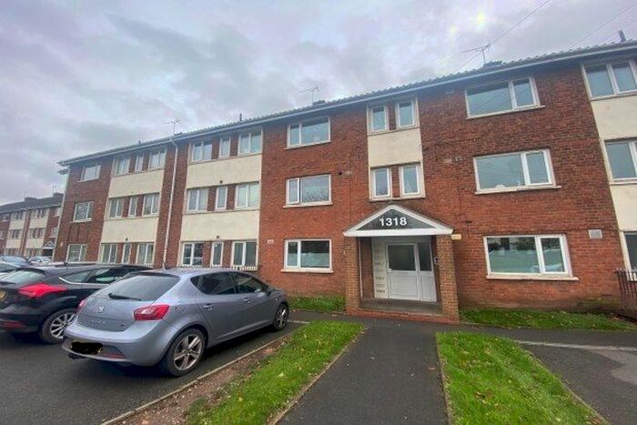 3 Bedroom Flat To Rent In Bristol Road South, Birmingham, B31