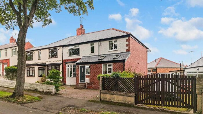 5 Bedroom Semi-Detached House For Sale In Daleview Road, Beauchief, S8