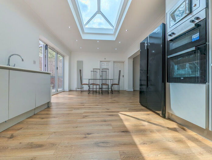 6 Bedroom Detached House To Rent In Barn Way, Wembley, HA9
