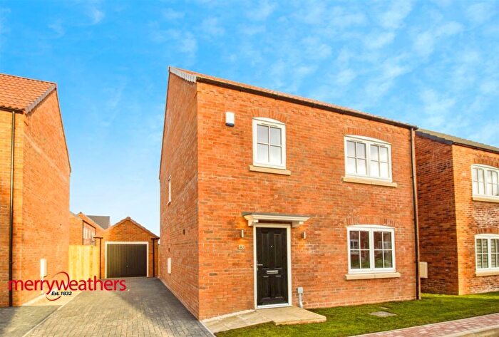 4 Bedroom Detached House To Rent In Lapwing Close, Beckingham, DN10