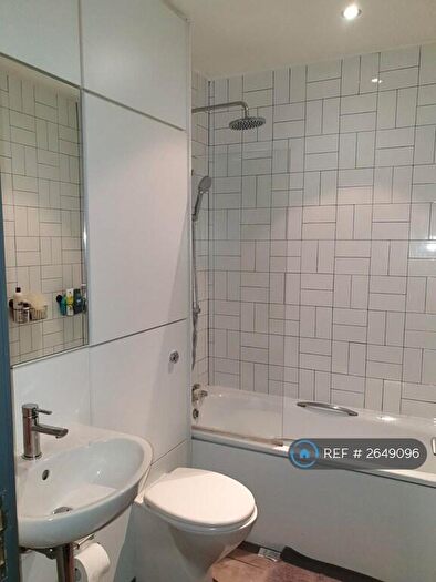 2 Bedroom Flat To Rent In Aytoun Street, Manchester, M1