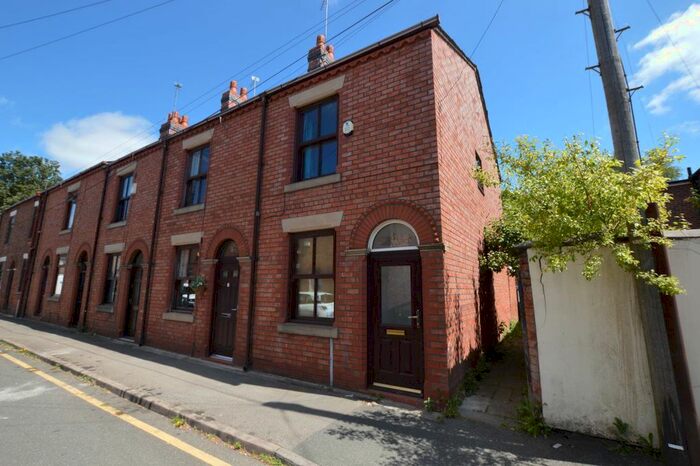 3 Bedroom Terraced House To Rent In Glebe End Street, Wigan, WN6
