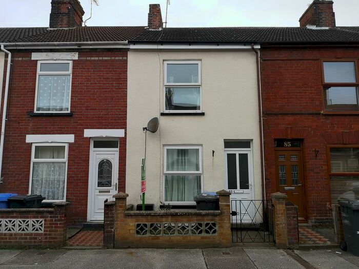 3 Bedroom Terraced House To Rent In Queens Road, Lowestoft, NR32