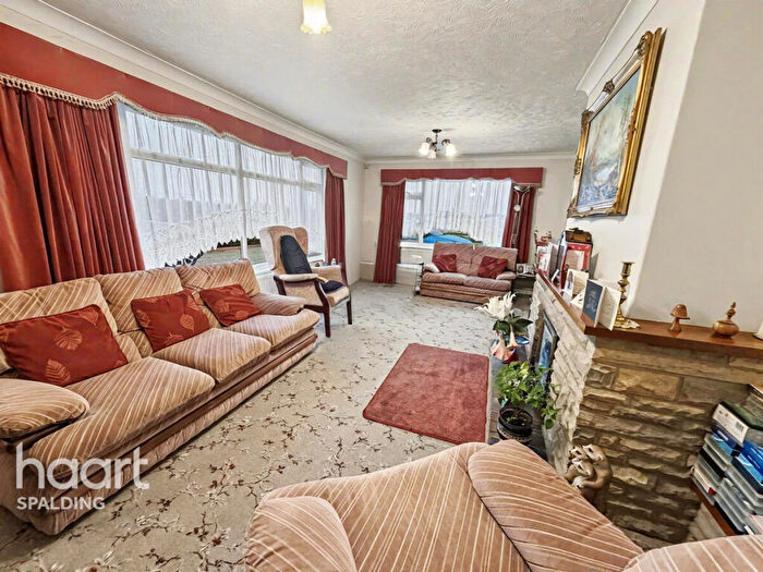 3 Bedroom Bungalow For Sale In Damgate Road, Holbeach, PE12