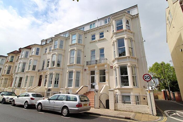 2 Bedroom Apartment For Sale In Clarendon Road, Southsea, PO4