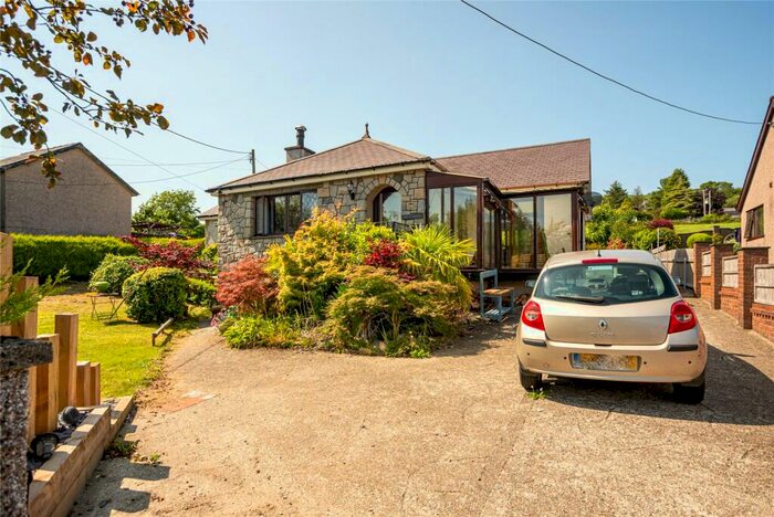 3 Bedroom Bungalow For Sale In Station Road, Talysarn, Caernarfon, Gwynedd, LL54