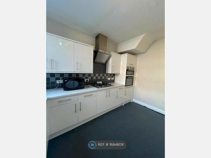 6 Bedroom Terraced House To Rent In Ramilies Road, Liverpool, L18