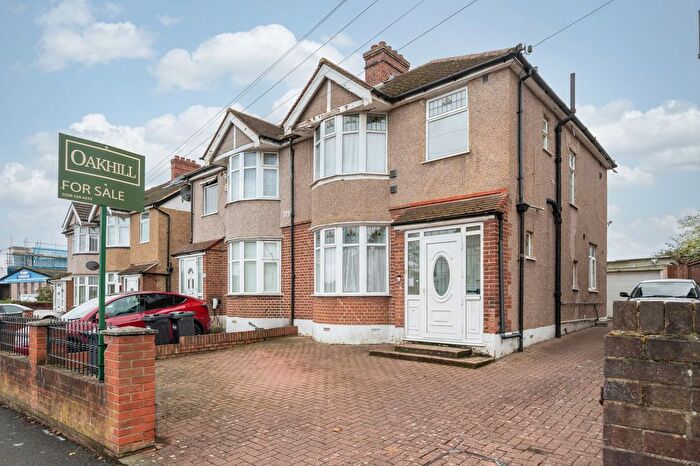 3 Bedroom Semi Detached House For Sale In Wood Lane, Isleworth, TW7