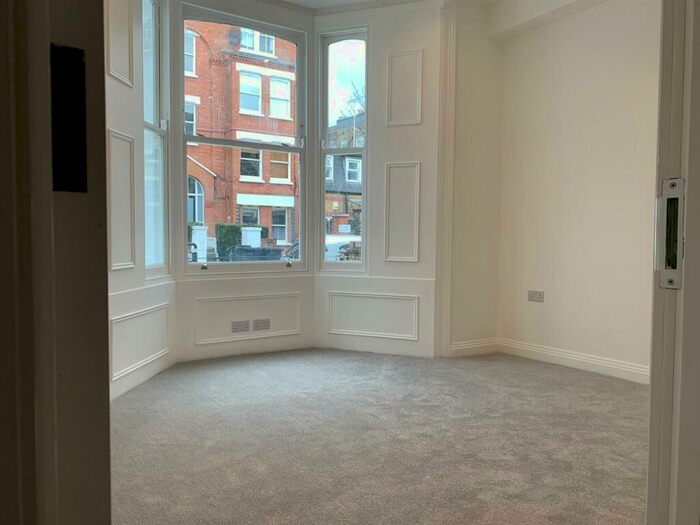 2 Bedroom Flat To Rent In Fairmead Road, Upper Holloway, London, N19