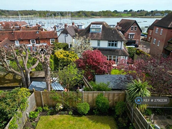 3 Bedroom Detached House To Rent In River Green Hamble, Southampton, SO31