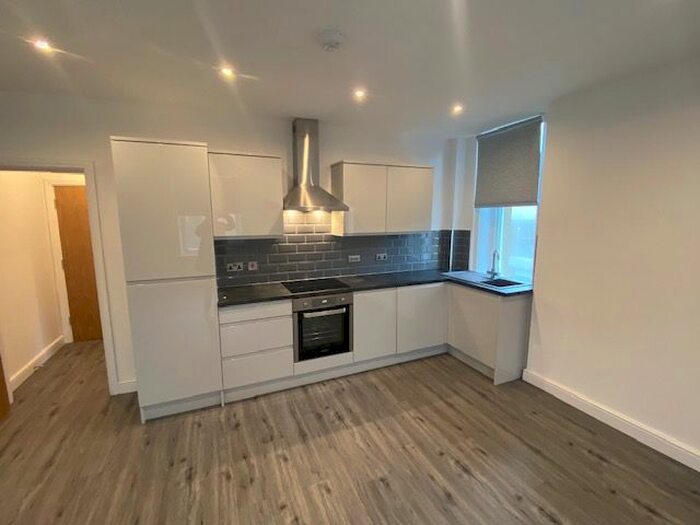 1 Bedroom Flat To Rent In Wesley Street, Ossett, Wakefield, WF5