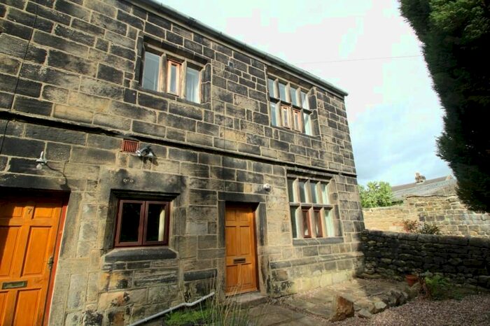 2 Bedroom Cottage To Rent In Troy Hill, Horsforth, Leeds, LS18