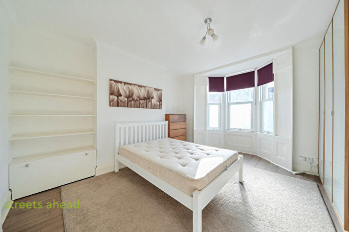 1 Bedroom Apartment For Sale In Clyde Road, Croydon, CR0