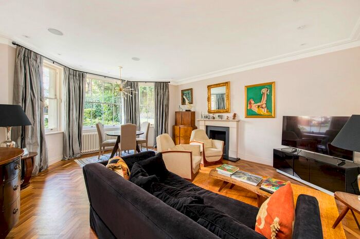 2 Bedroom Flat To Rent In Holland Park, London, W11
