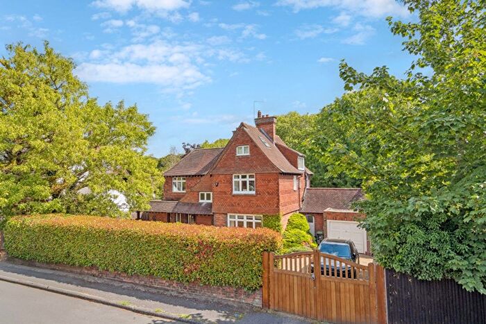 5 Bedroom Detached House For Sale In North Park, Gerrards Cross, SL9
