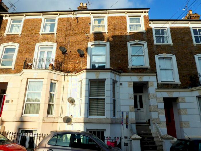 1 Bedroom Flat To Rent In Wrotham Road, Broadstairs, CT10