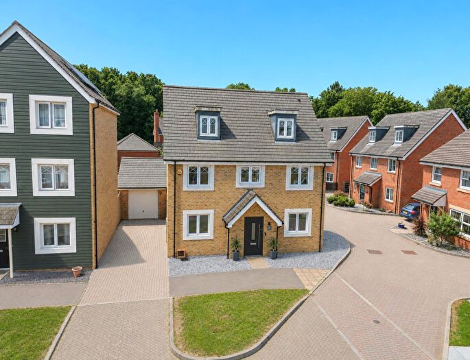4 Bedroom House For Sale In Rana Drive, Church Crookham, Fleet, GU52