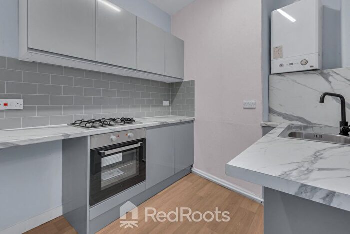 2 Bedroom Flat To Rent In Barnsley Road, South Elmsall, Pontefract, West Yorkshire, WF9