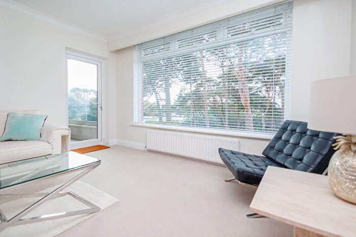 2 Bedroom Flat To Rent In Brudenell Road, Poole, BH13