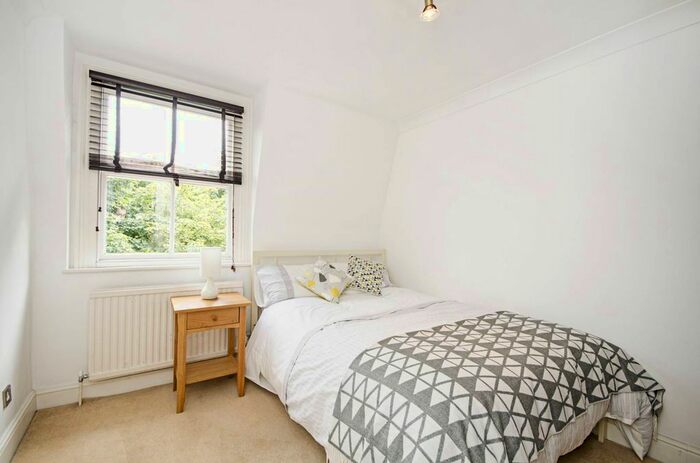 2 Bedroom Flat To Rent In Marylands Road, Maida Vale, London, W9