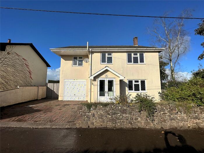 4 Bedroom Detached House For Sale In Chulmleigh, Devon, EX18
