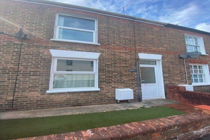 2 Bedroom Property To Rent In Thomas Street, Taunton, TA2