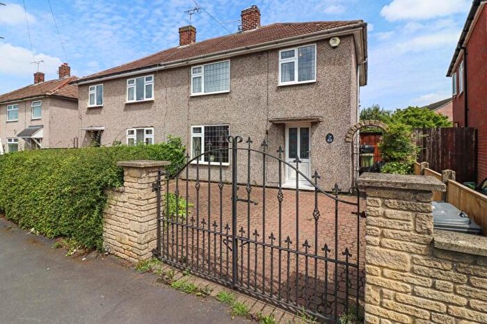 3 Bedroom Semi Detached House For Sale In , Kingsley Crescent, Stonebroom, Alfreton, DE55