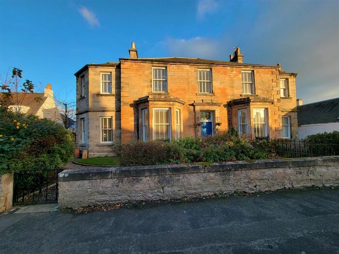 5 Bedroom Property To Rent In Park Place, Elie, Leven, KY9