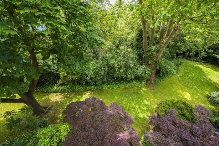 2 Bedroom Flat To Rent In Irving Mews, Canonbury, London, N1