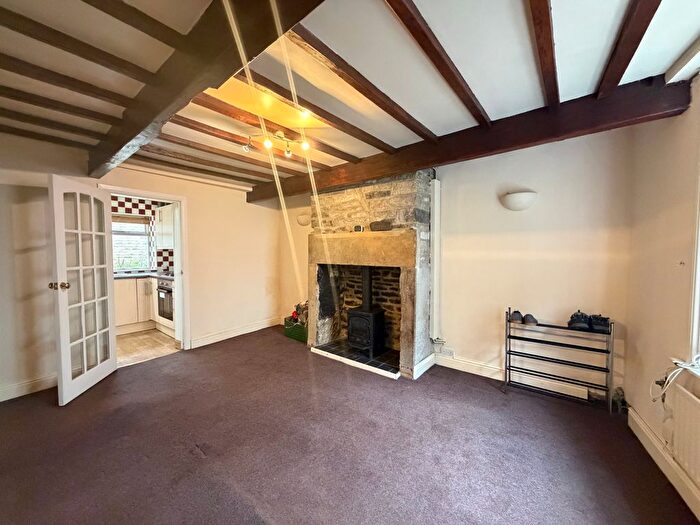 2 Bedroom Terraced House To Rent In Dockery, Huddersfield, HD1