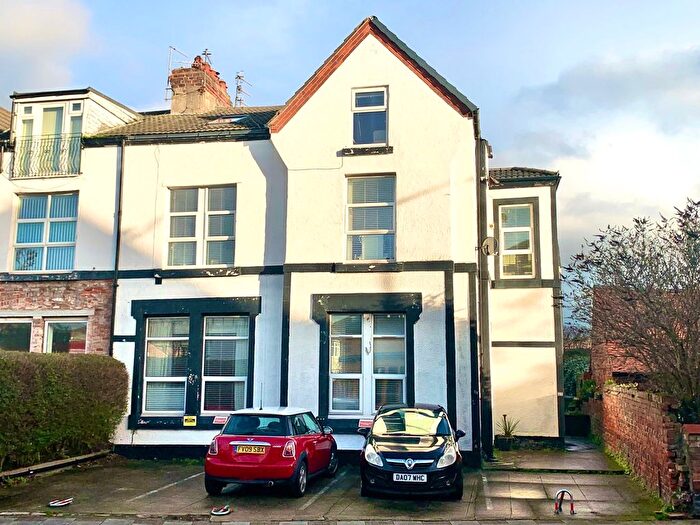1 Bedroom Flat For Sale In Banks Road, West Kirby, Wirral, Merseyside, CH48