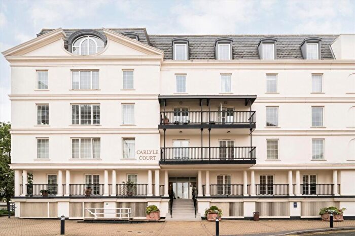 2 Bedroom Flat To Rent In Carlyle Court, Chelsea Harbour, SW10